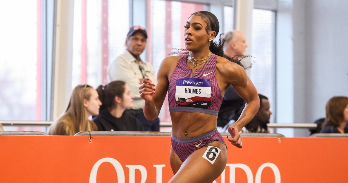 Alexis Holmes